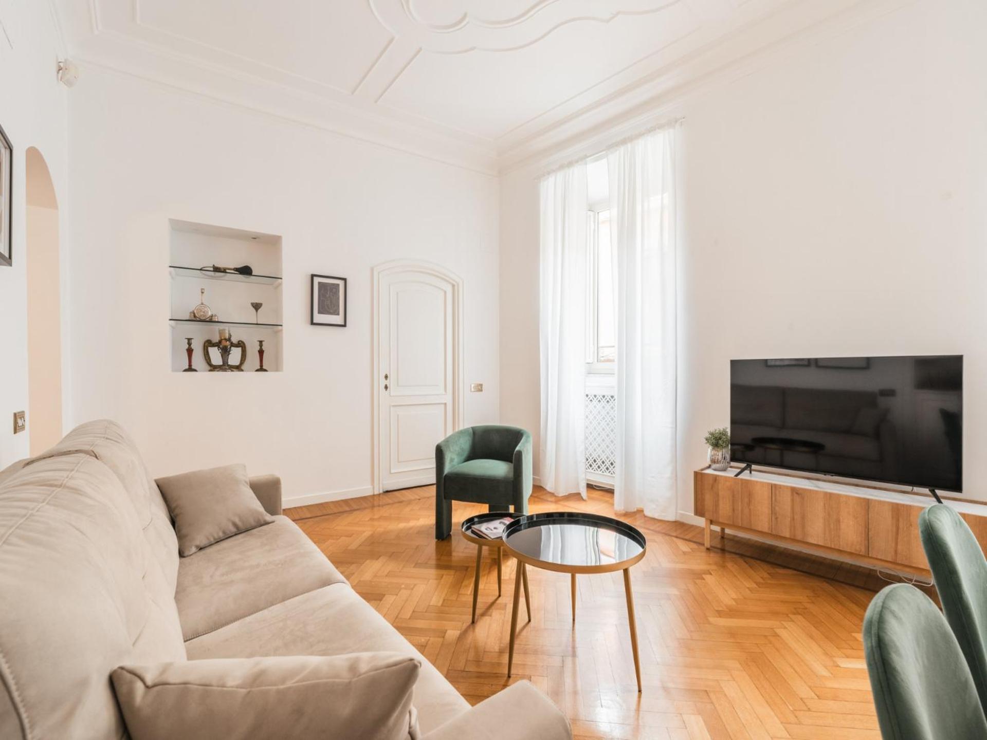 Apartment The Rent - Splendid Three-bedroom Near The Trevi Fountain Rome
